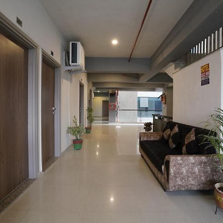 Hotel Ggc Inn Ahmedabad Exterior photo