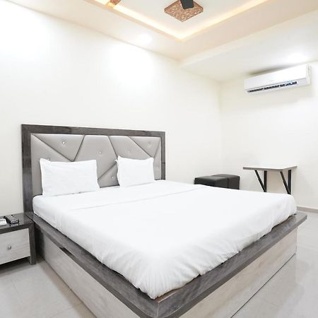 Hotel Ggc Inn Ahmedabad Exterior photo