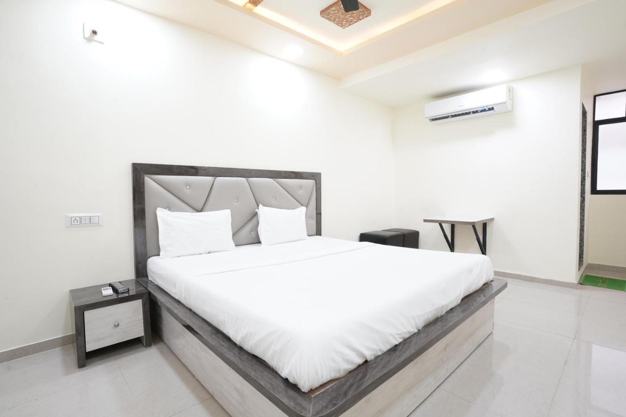Hotel Ggc Inn Ahmedabad Exterior photo